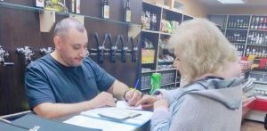 Пять магазинов в Советском районе незаконно продавали алкоголь ночью