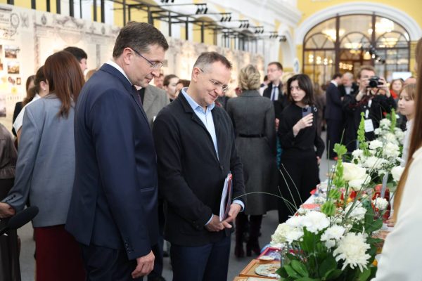 Владимир Мединский и Глеб Никитин открыли книжную ярмарку в Нижнем Новгороде