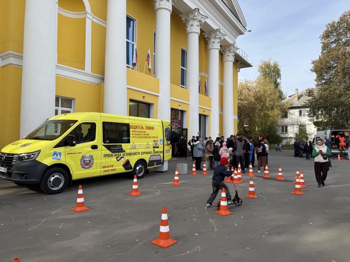 Акция «Безопасный путь на двух колесах: питбайки и мопеды» прошла в Городце