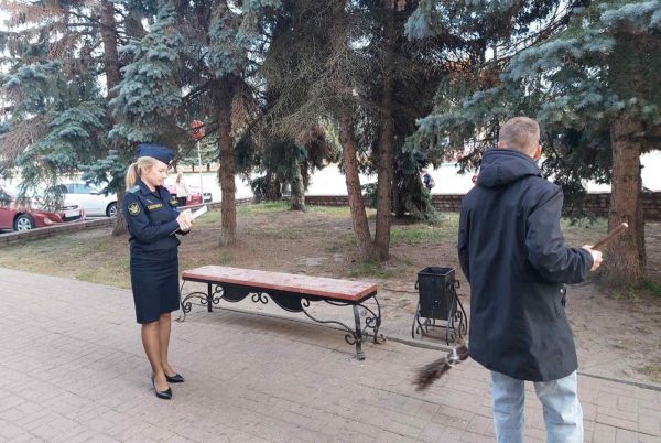 «Должник был просто в шоке»: судебные приставы рассказали о нестандартных методах работы