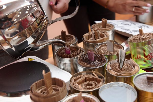 Мастер-класс в поддержку СВО провели социальные участковые в Нижнем Новгороде