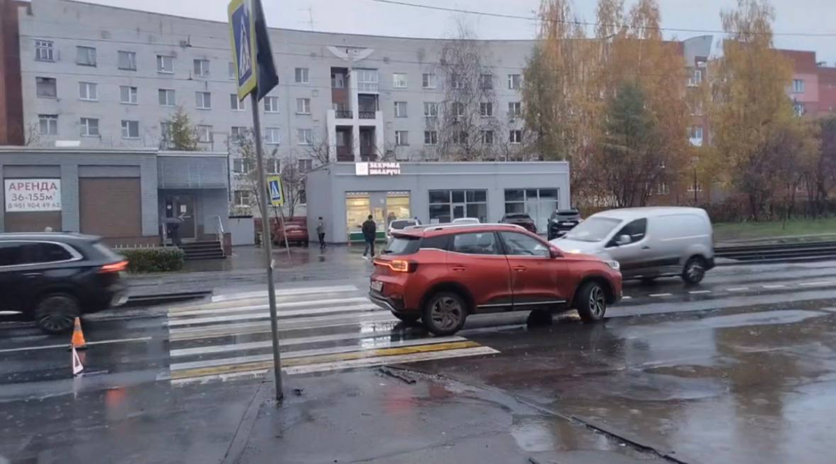 Подростка сбили на пешеходном переходе улицы Гордеевской в Нижнем Новгороде