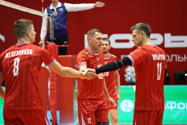 Волейболисты «Горького» уступили дома «Оренбуржью» в матче суперлиги