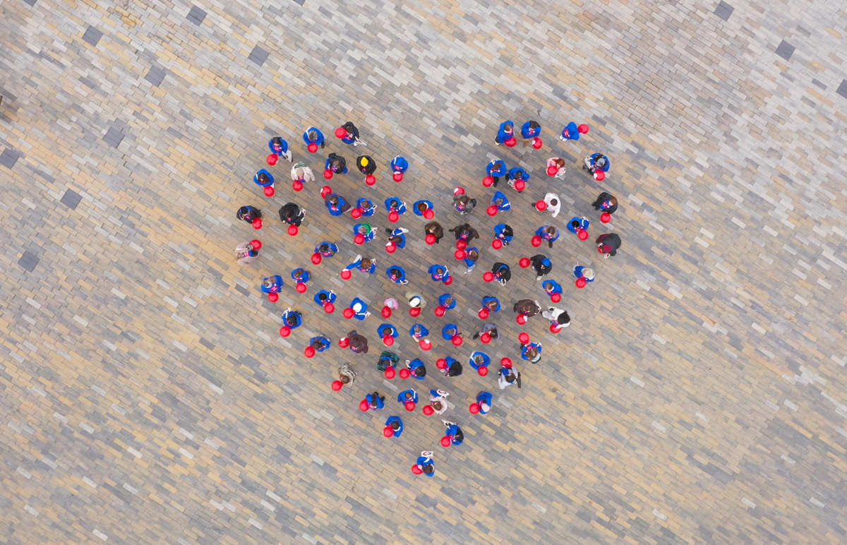 73 будущих мамы приняли участие во флешмобе ко дню рождения Владимира Путина