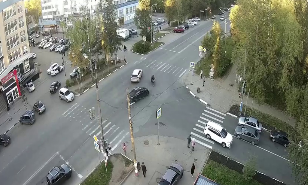 Скончался скутерист, попавший под колеса автомобиля в Арзамасе