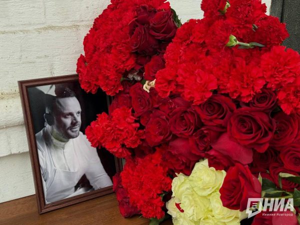 Близкие простились с шеф-поваром Олегом Колисниченко в Нижнем Новгороде
