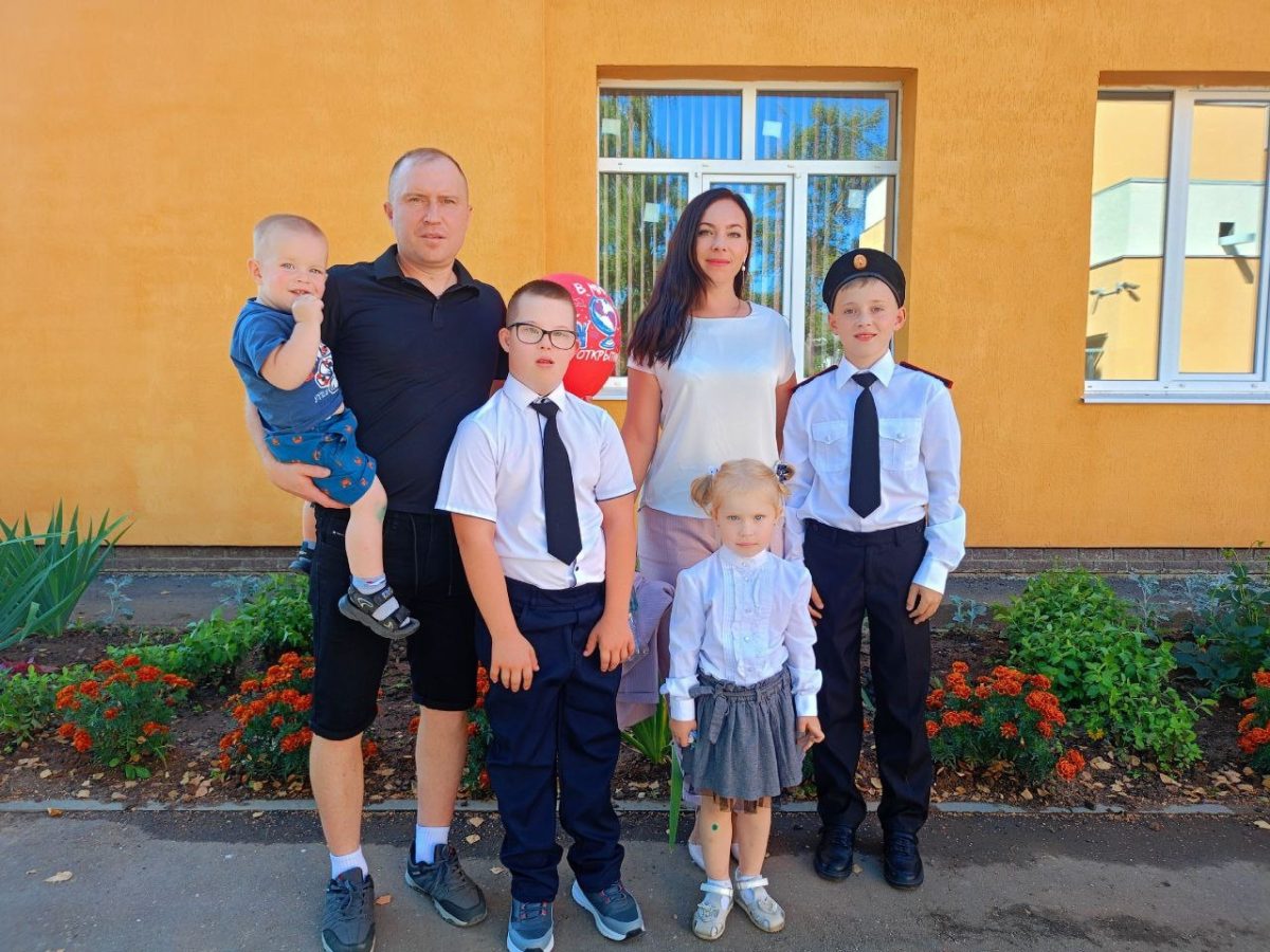 Многодетная мама из Арзамаса поделилась секретами воспитания четверых детей