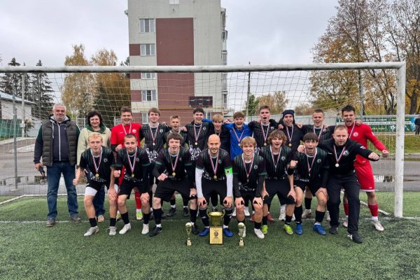 Команда Мининского университета вышла в финал студенческой футбольной лиги