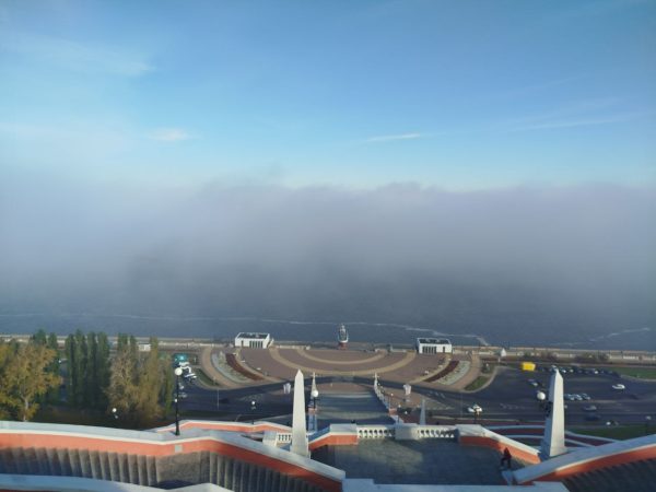 Нижний Новгород окутал густой туман