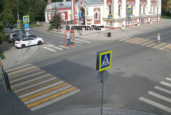 Уличные камеры в Нижнем Новгороде начали фиксировать езду на самокате вдвоем