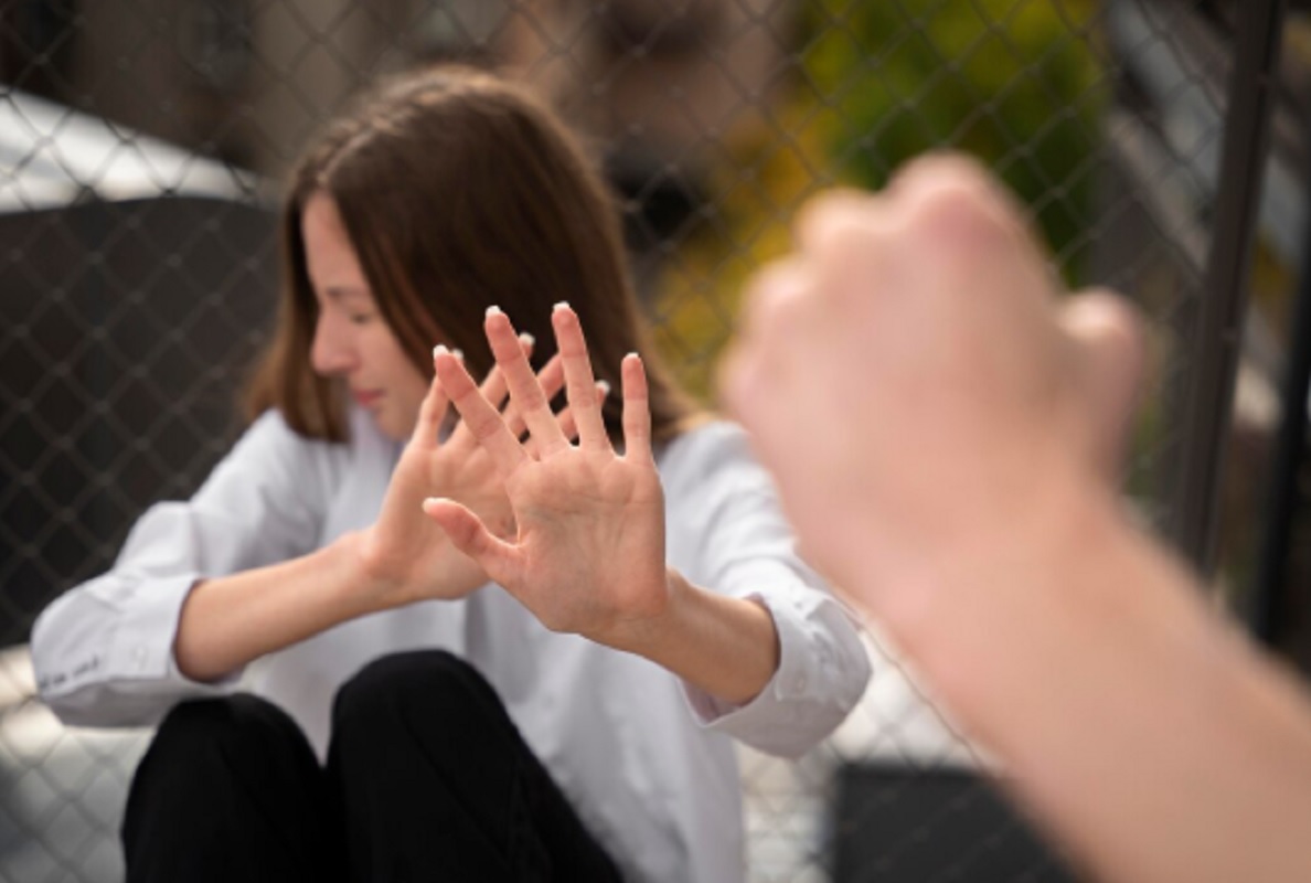 Психологи объяснили причины всплеска подростковой жестокости