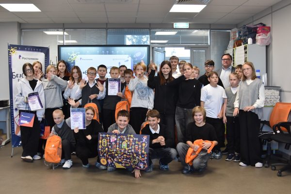 Нижегородские школьники повысили уровень цифровой грамотности в День рунета