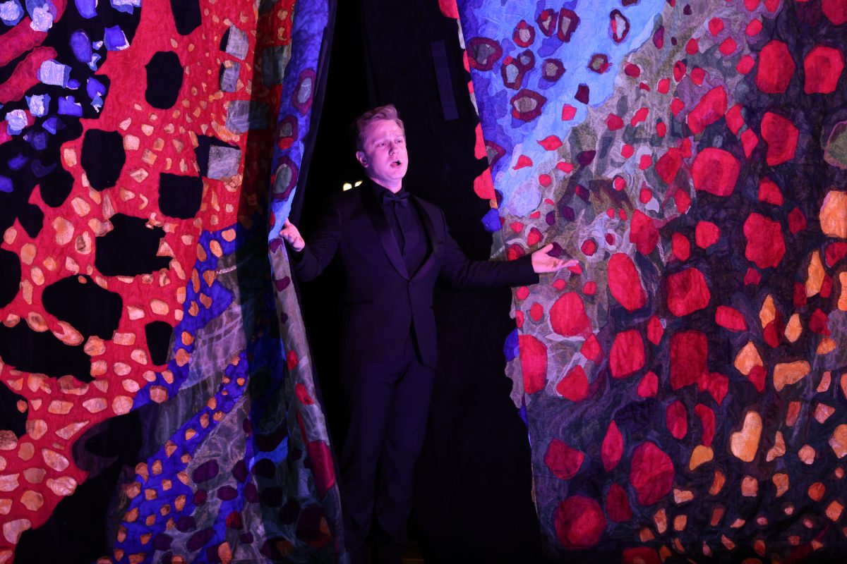 Александр Воложанин