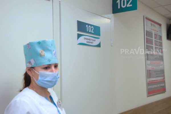 Две больницы в Нижнем Новгороде ввели масочный режим