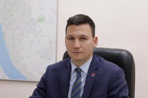 Владимир Путин наградил главу Городецкого района Александра Мудрова медалью