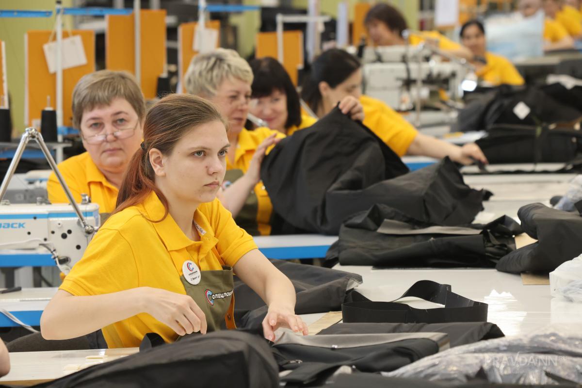 До 150 тысяч рублей в месяц может зарабатывать портной в Нижнем Новгороде