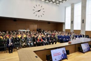 Писатель Александр Звягинцев провел урок истории для участников слёта «Никто не забыт»