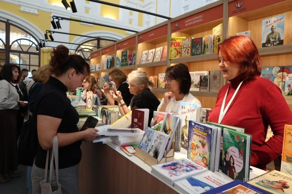 Попали в переплёт: чем удивила Первая нижегородская книжная ярмарка 