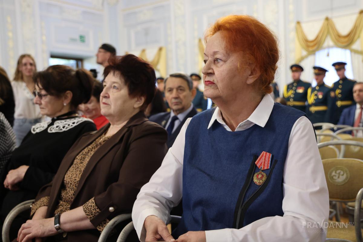 Вручение нагрудного знака «Заслуженный ветеран Нижегородской области»