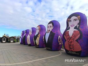 Звездные матрешки на Нижегородской ярмарке