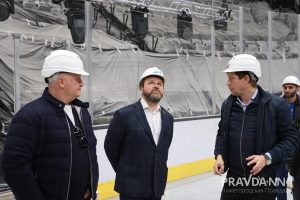 Александр Воложанин