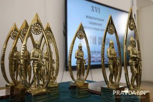 Александр Воложанин