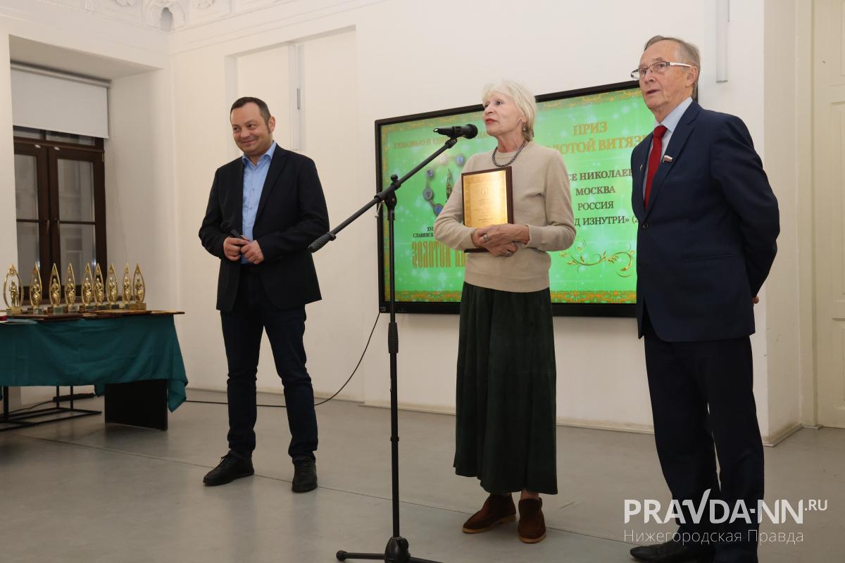 Александр Воложанин