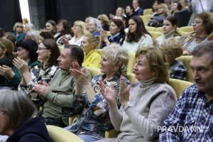 Александр Воложанин