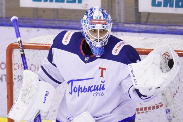 Хоккеисты команды «Торпедо-Горький» уступили в Кургане «Зауралью»