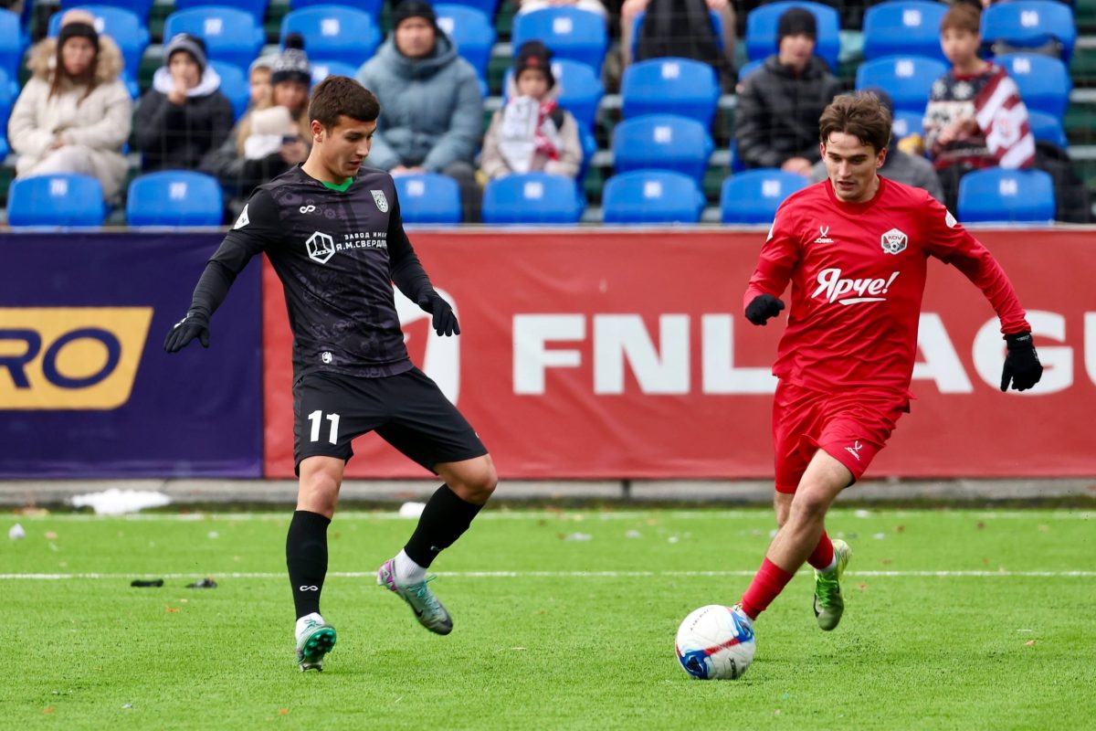 Футболисты дзержинского «Химика» потеряли лидерство в своей группе