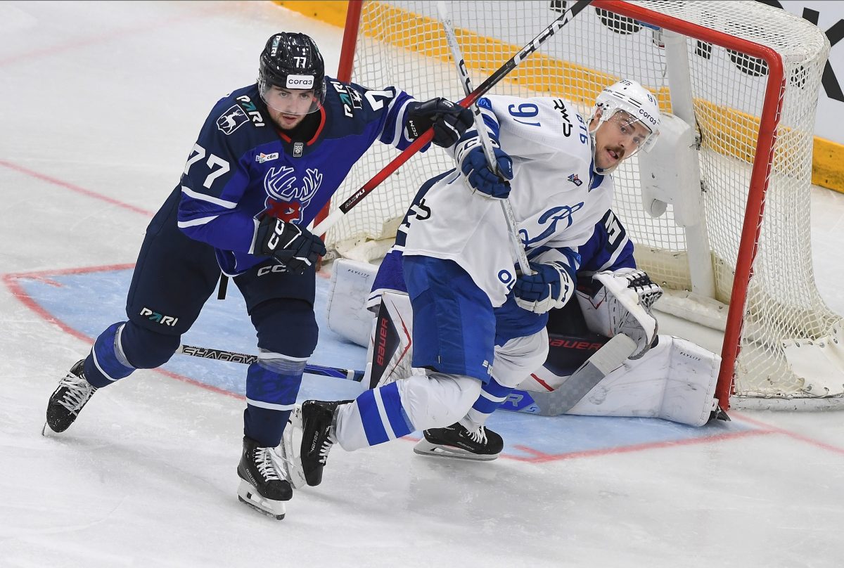 Роберт Нарделла назван лучшим защитником недели в КХЛ