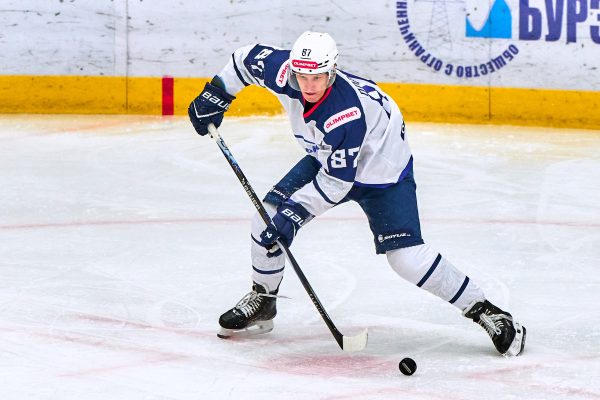 «Торпедо-Горький» проиграло матч в Красноярске