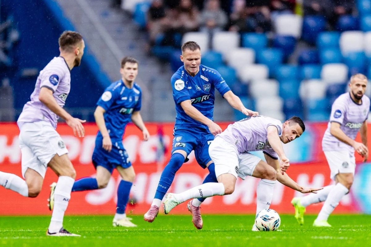 Футболисты «Пари НН» потерпели обидное домашнее поражение от «Акрона»