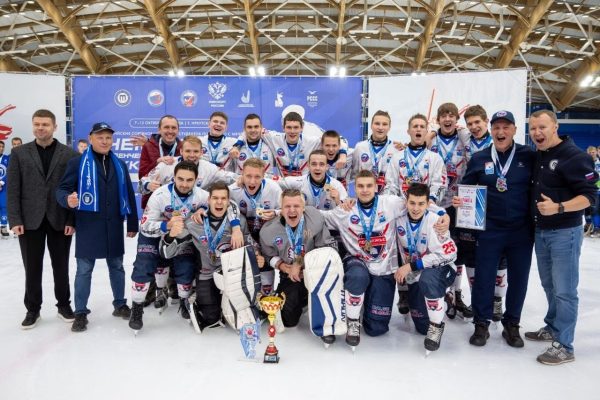 Нижегородцы выиграли золото Студенческой спортивной лиги по хоккею с&nbsp;мячом