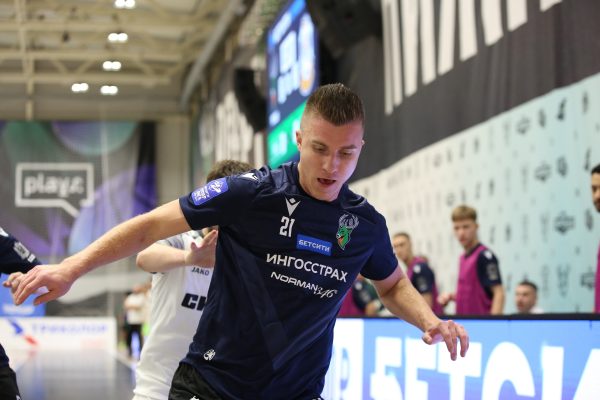 Мужская сборная России с торпедовцем Иваном Чишкалой сыграла вничью с Ираном