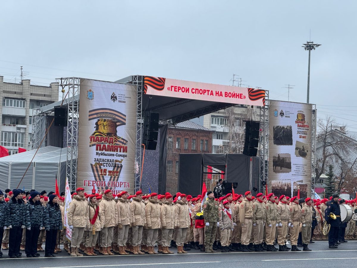 Нижегородские кадеты приняли участие в юбилейном «Параде памяти» в Самаре