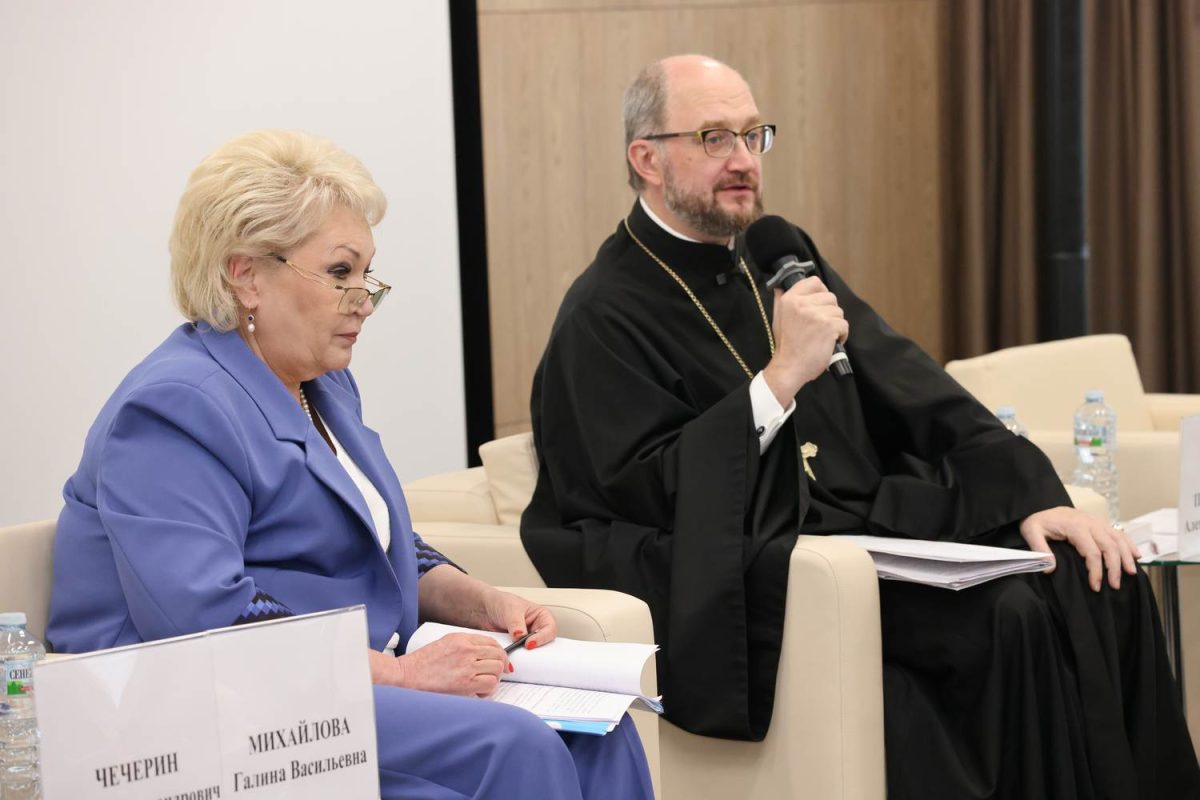 Фонд «Круг добра» и Минздрав региона обсудили обеспечение детей лекарствами