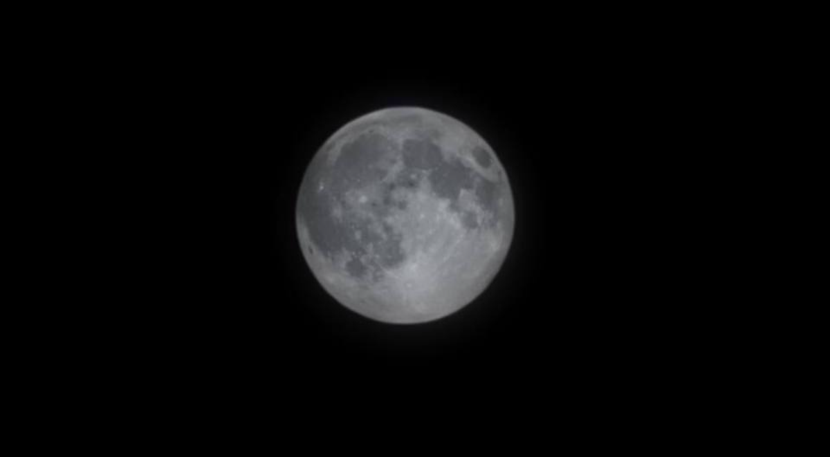 Юрий Шалабаев поделился с нижегородцами снимком Бобровой Луны