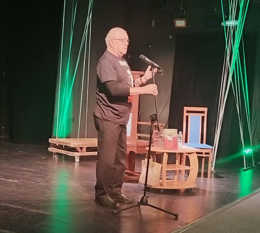 Нижегородцам представили книгу о легендарном партизане «Товарищ Батя»