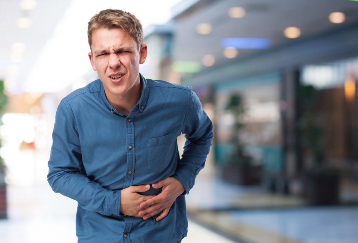 Гастроэнтеролог Тимшин рассказал, как избежать сезонных обострений болезней ЖКТ