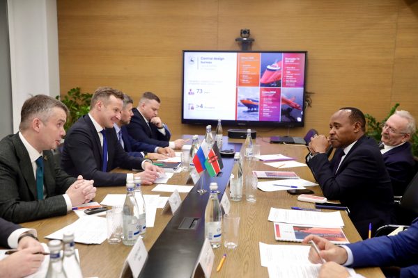Дмитрий Старостин обсудил с послом Кении развитие сотрудничества региона