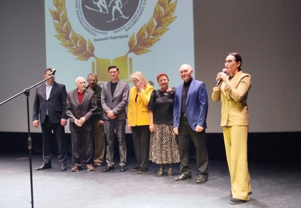 Полет нормальный: 60-летие СДЮШОР по прыжкам с трамплина и лыжному двоеборью отметили в Нижнем Новгороде