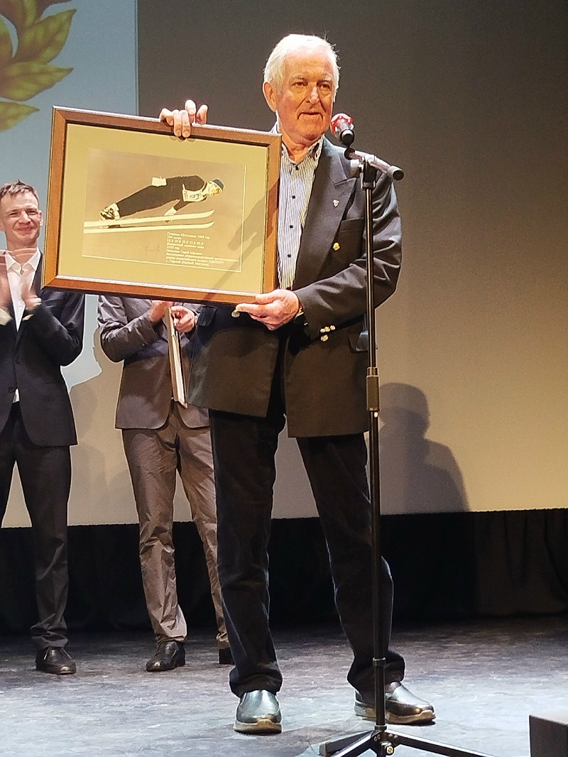 В свои 77 лет Гарий Напалков полон сил и энергии