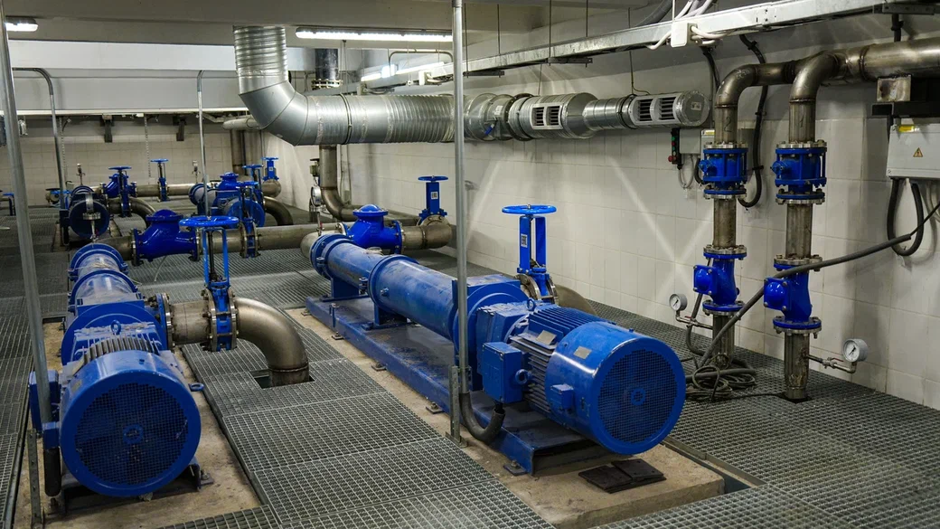 Депутаты и социальные участковые проинспектировали реконструкцию НСА