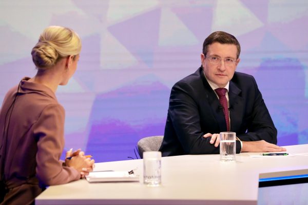 Глеб Никитин пообещал запретить продажу вейпов сразу после принятия закона