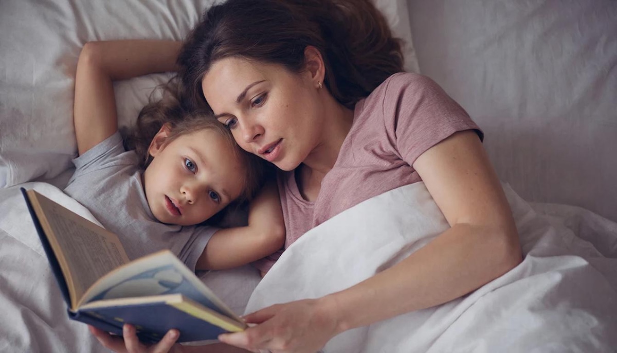 «Ростелеком», «Литрес» и «Читай-город» назвали черты идеальной мамы