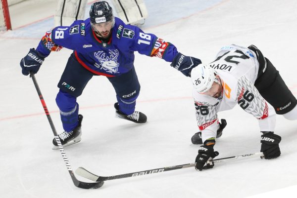 Успеть за пять минут: вспоминаем, как сыграло «Торпедо» с «Авангардом» и «Сочи»