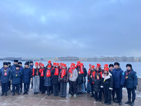 Участники спецрейса проекта «Уроки с путешествием» рассказали о поездке в Санкт-Петербург