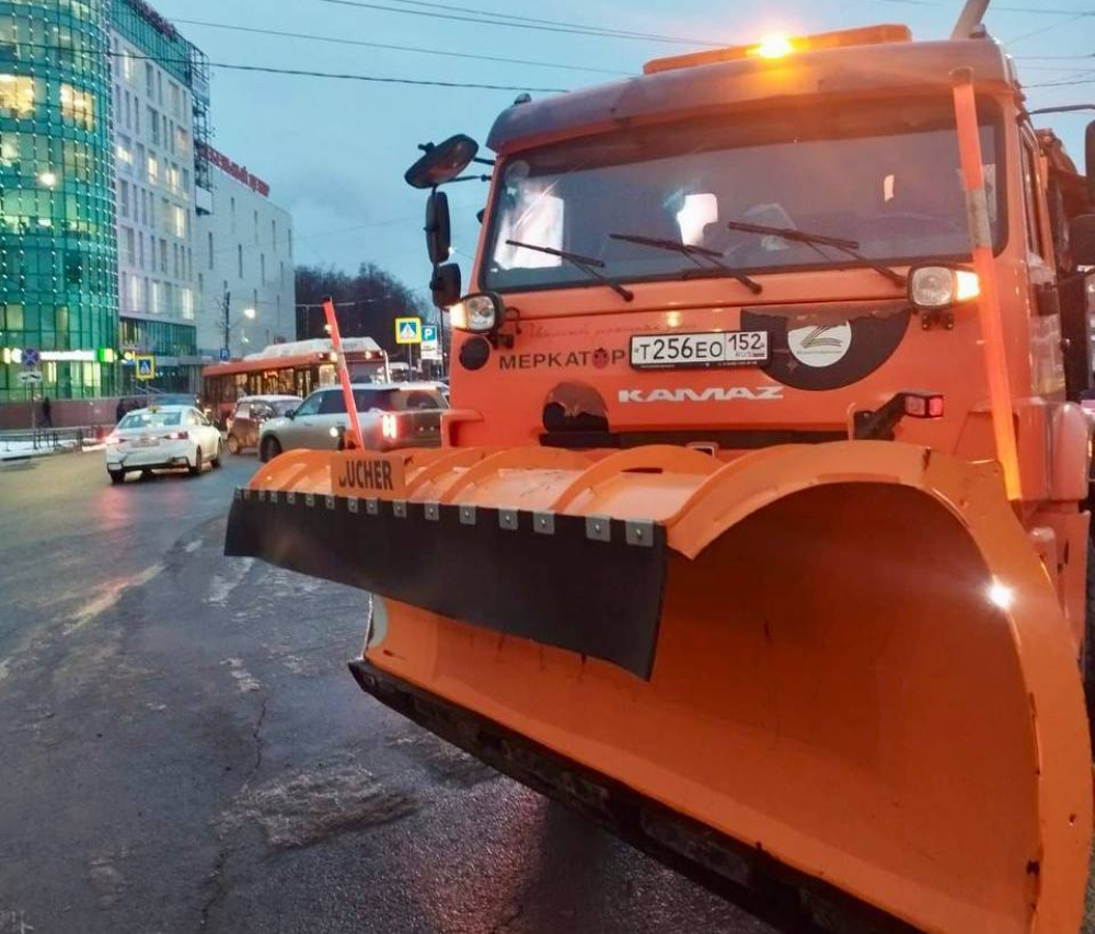 Дороги обработали против гололеда в Нижнем Новгороде