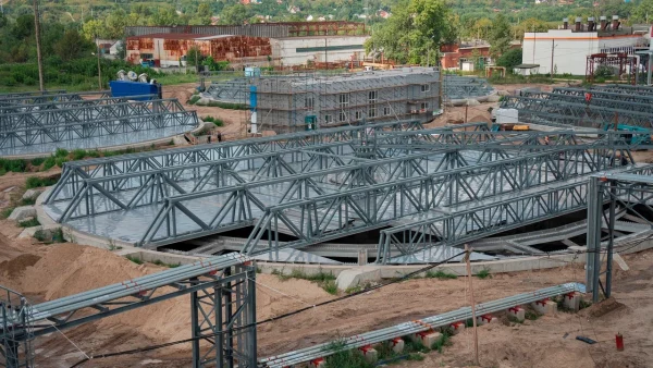 Пусконаладочные работы стартовали на обновленных сооружениях станции аэрации